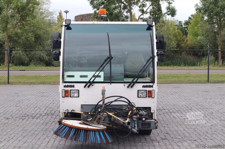 підмітальна машина AEBI MFH 5000 | FRONT BRUSH | 1.000 L TANK | SWEEPER
