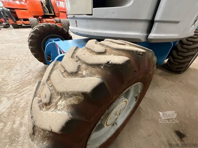 Leddelt teleskopisk arbejdsplatform Genie Z 34/22