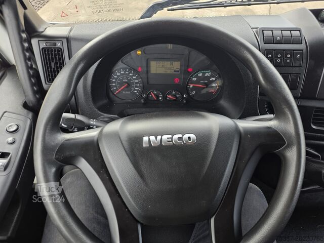 Lkw-Fahrgestell IVECO 120E25