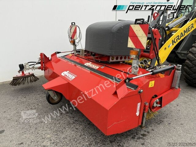 Balayeuse de voirie Dücker Anbau - Kehrmaschine FKM 2200