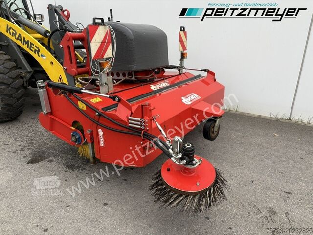 Varredora de rua Dücker Anbau - Kehrmaschine FKM 2200