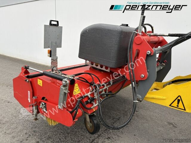 Varredora de rua Dücker Anbau - Kehrmaschine FKM 2200