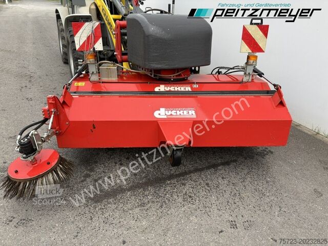 Varredora de rua Dücker Anbau - Kehrmaschine FKM 2200