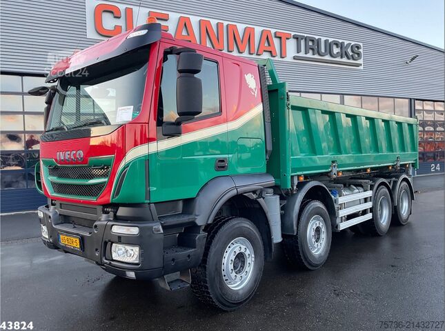 3-sānu pašizgāzējs Iveco Trakker AT340T50 8x4 Euro 6 Kipper 16m³