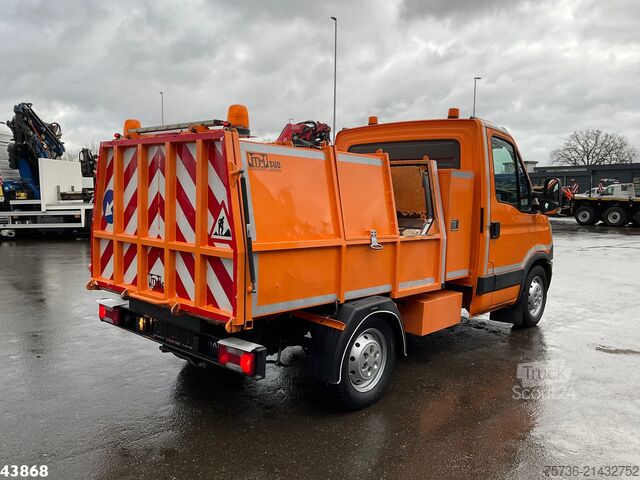 Refuse collection vehicle Iveco Daily 35S12 ITM 4m³ veegvuilopbouw