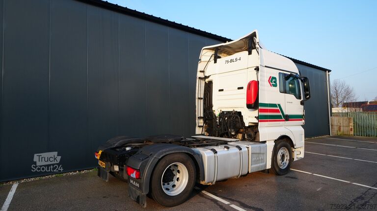 Standard-SZM MAN TGX 18.420 tractor unit 568.600KM