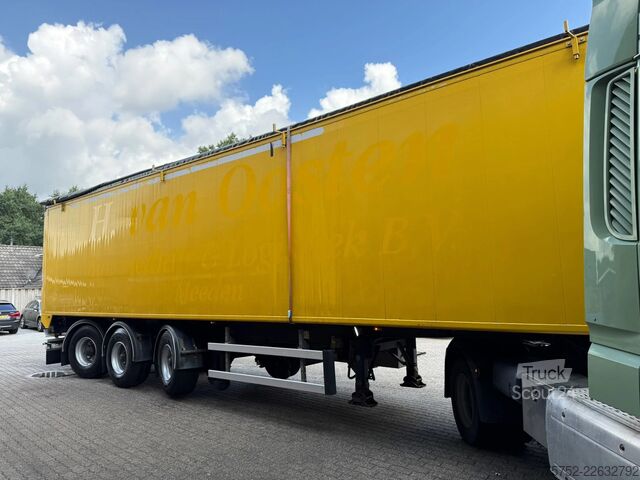 Premikanje tal Bulthuis TDWA 02 70m3 2X Stuuras! Cargo floor 5 jaar oud...