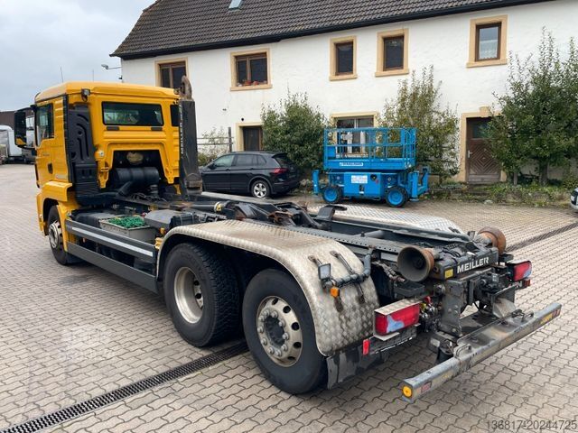 Abrollkipper MAN TGS 26.470 6x2 BLL Abroller Meiller RS21.65 Funk