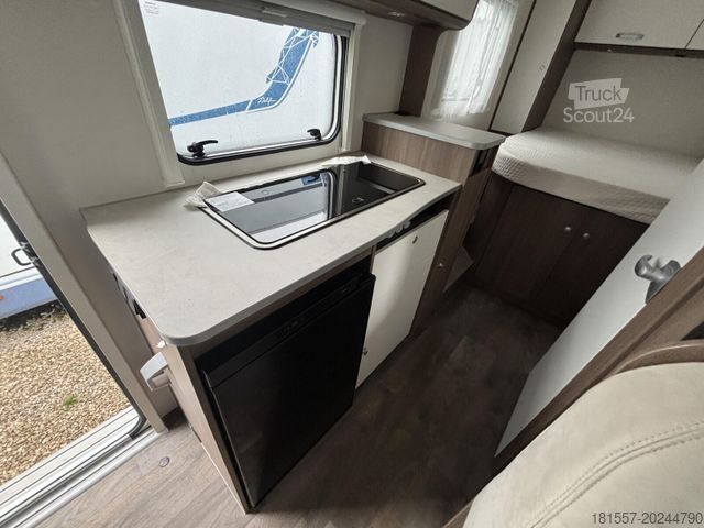 Camping-car semi-intégré CARADO V 339 SAT + TV, Combi 6 E, Automatik