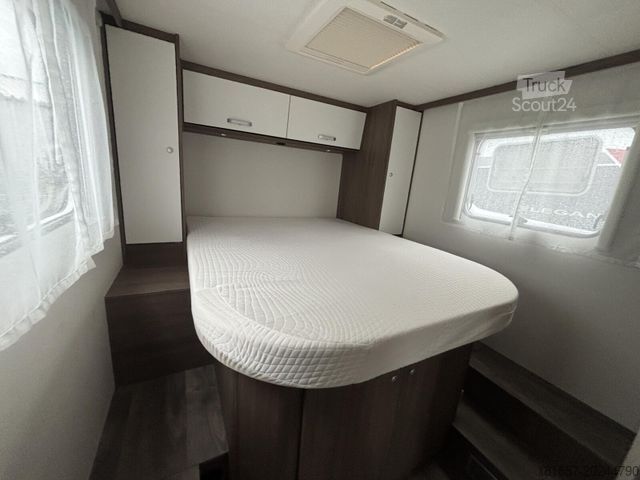 Camping-car semi-intégré CARADO V 339 SAT + TV, Combi 6 E, Automatik