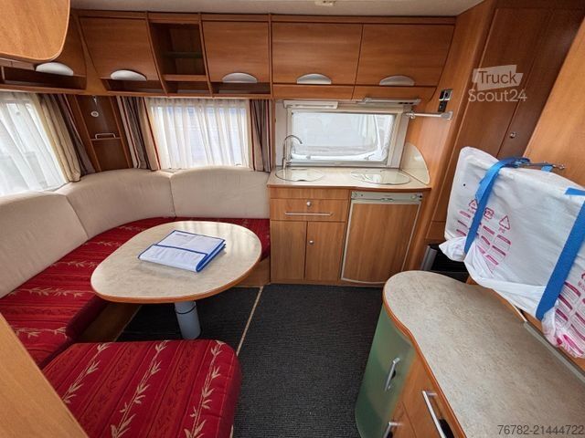 Wohnwagen HYMER/ERIBA Nova 532 Truma*Markise*TV*Einzelbetten