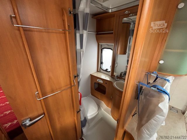 Wohnwagen HYMER/ERIBA Nova 532 Truma*Markise*TV*Einzelbetten