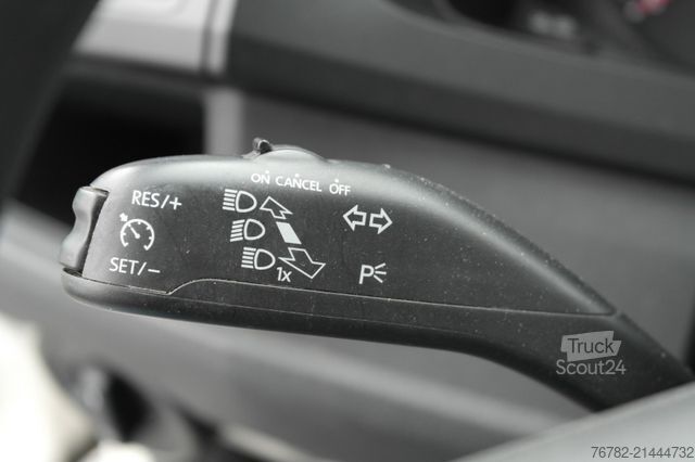 Hög tak skåpbil VOLKSWAGEN T6 Transporter 2,0TDI Hochdach lang L2H3 KLIMA