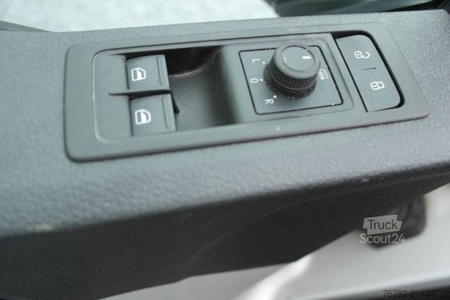 Hög tak skåpbil VOLKSWAGEN T6 Transporter 2,0TDI Hochdach lang L2H3 KLIMA