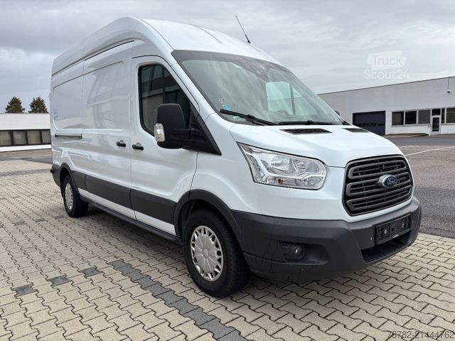 Lakóautó FORD Transit 2,2 TDI 114kW Wohnmobil