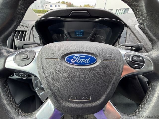 Lakóautó FORD Transit 2,2 TDI 114kW Wohnmobil