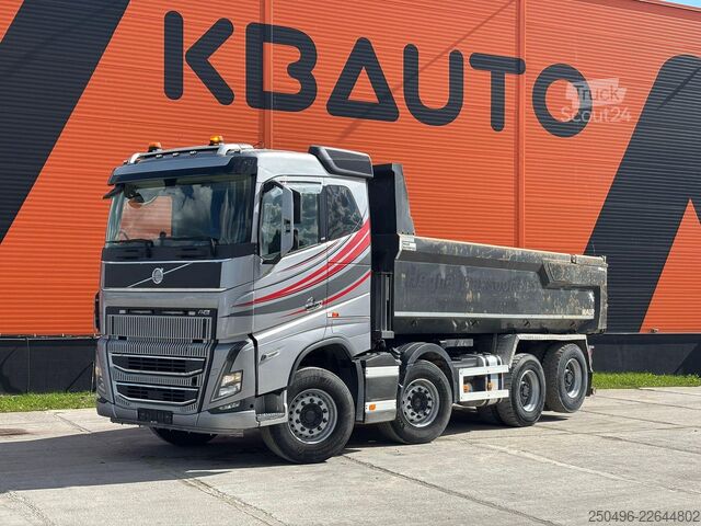  Volvo FH 16 750 8x4 RETARDER / TANDEM AXLE LIFT / BOX...