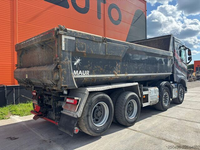  Volvo FH 16 750 8x4 RETARDER / TANDEM AXLE LIFT / BOX...