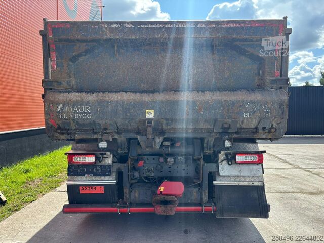  Volvo FH 16 750 8x4 RETARDER / TANDEM AXLE LIFT / BOX...