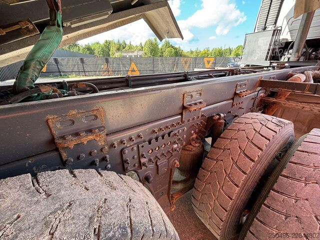  Volvo FH 16 750 8x4 RETARDER / TANDEM AXLE LIFT / BOX...