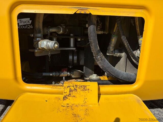 Larvegraver Komatsu PC88MR-10