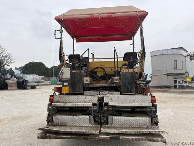 Finitrice per asfalto gommata Dynapac F121-6W