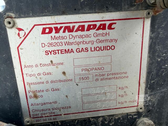 Finitrice per asfalto gommata Dynapac F121-6W