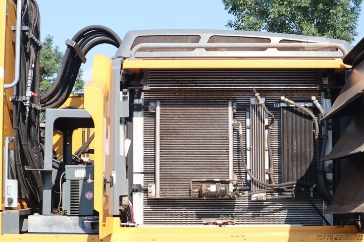 Materialehåndteringsmaskine Liebherr LH40 LH 40 M LITRONIC | GRAB | MAGNET GEN | 16 ...
