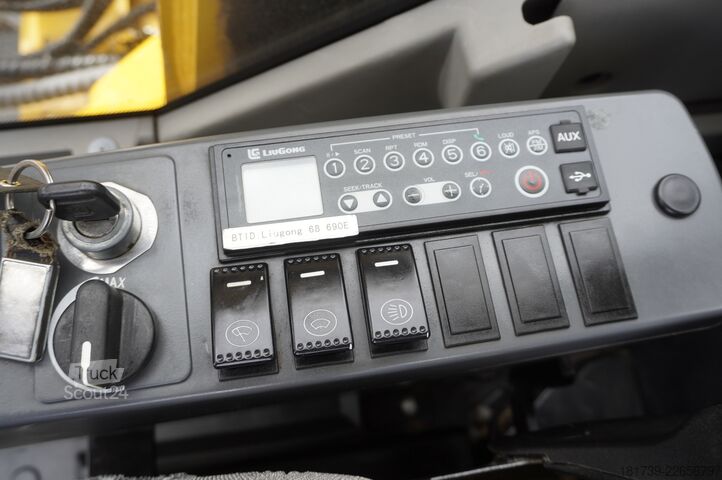 Lánctalpas kotrógép Liugong CLG925E crawler excavator / 1700 MTH!