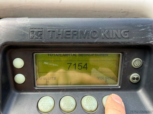 Kjøle- og frysetransport Schmitz Cargobull Thermo King SLXe Spectrum dakschade! Multi temp...