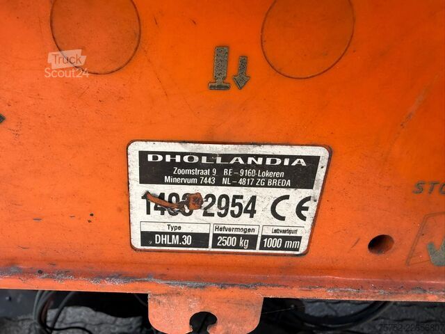 Kjøle- og frysetransport Schmitz Cargobull Thermo King SLXe Spectrum dakschade! Multi temp...