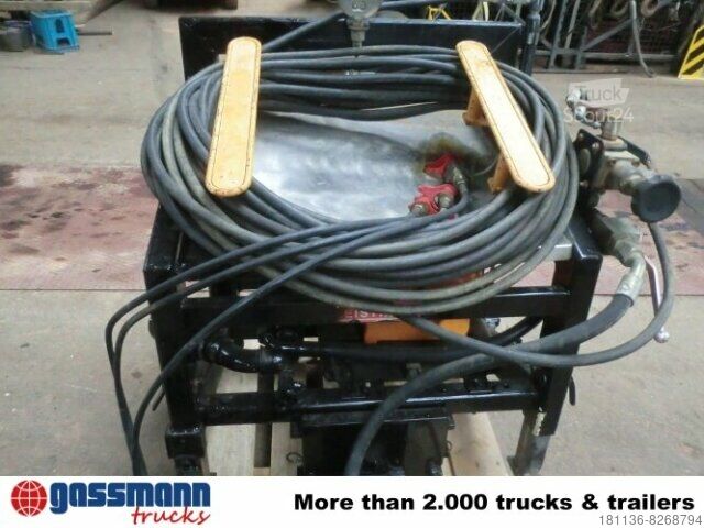 Special purpose truck Augl AUGL KMU88H, Kehrmaschinen-Aufbau