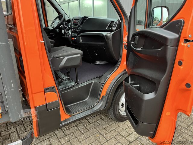 Loading platform Iveco Daily 35C15 2.3 375 Trekhaak 3500kg Laadklep 50...