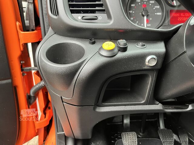 Loading platform Iveco Daily 35C15 2.3 375 Trekhaak 3500kg Laadklep 50...