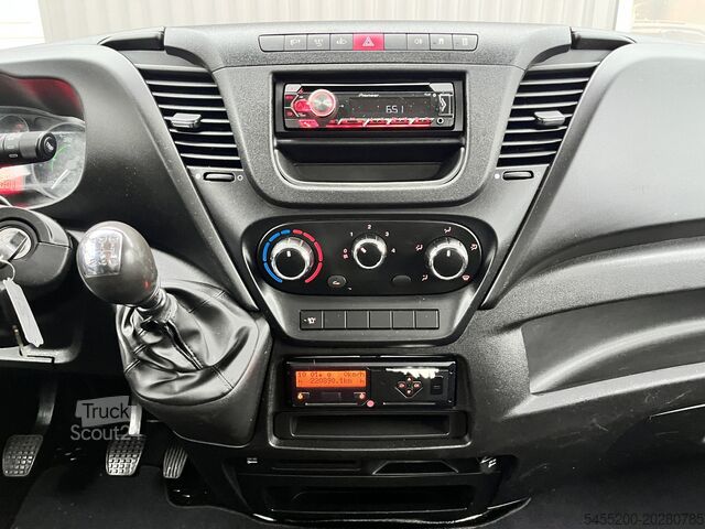 Loading platform Iveco Daily 35C15 2.3 375 Trekhaak 3500kg Laadklep 50...