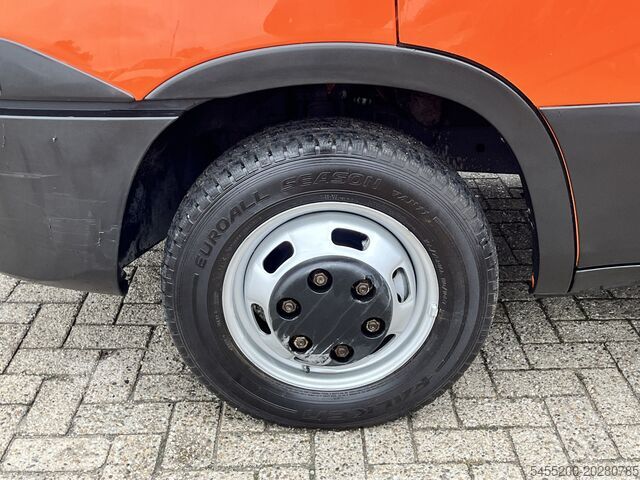 Nakládací plošina Iveco Daily 35C15 2.3 375 Trekhaak 3500kg Laadklep 50...
