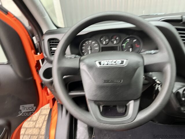 Nakládací plošina Iveco Daily 35C15 2.3 375 Trekhaak 3500kg Laadklep 50...