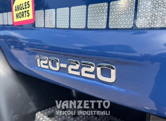Trevägs tippbil Iveco Eurocargo 120