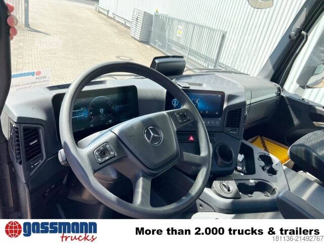 Chassi de caminhão Mercedes-Benz Arocs 3240 8x4