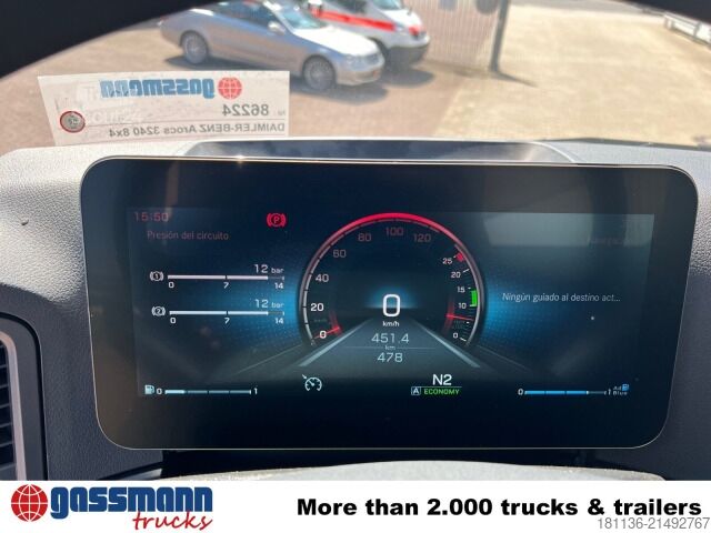 Chassi de caminhão Mercedes-Benz Arocs 3240 8x4