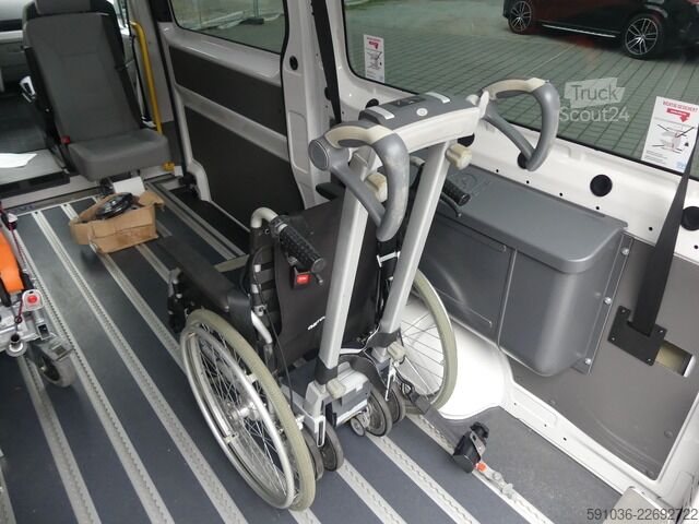 Minibuss VW Crafter Kasten 35 Kombi Krankentransport/Rampe/Autm