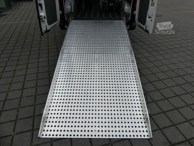 Minibuss VW Crafter Kasten 35 Kombi Krankentransport/Rampe/Autm