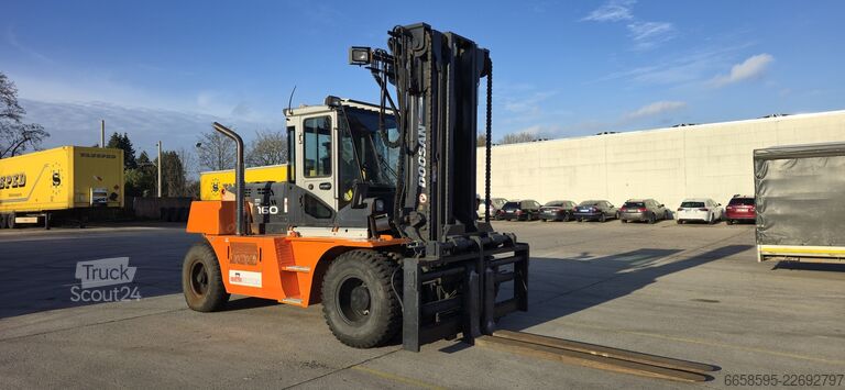 Forklift DOOSAN D160S-7