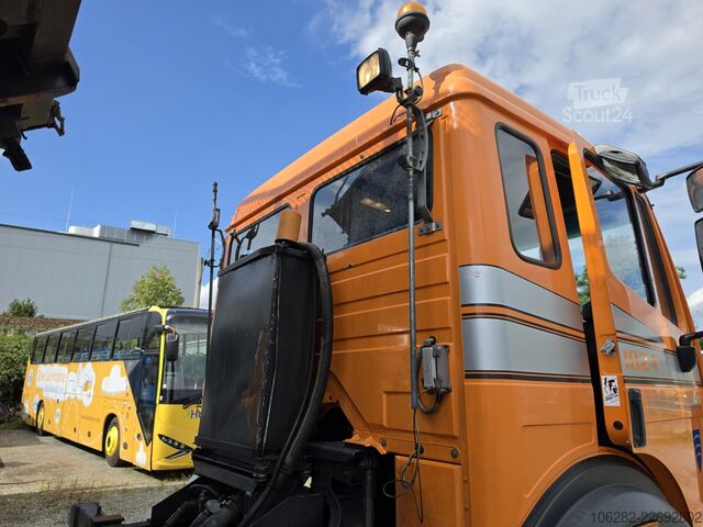 Tre-sidet tipbil Mercedes-Benz 1824 AK/ 36 V6 Blatt/Blatt Manual