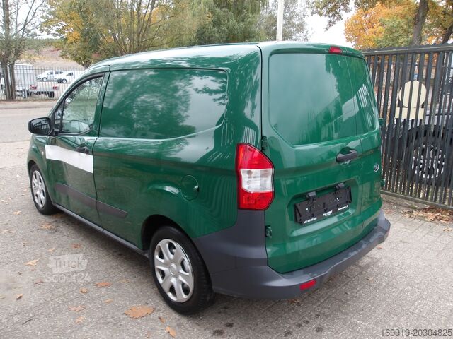 Fourgon Ford Transit Courir