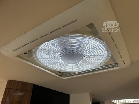 Half-integraal camper Eura Mobil Contura 766 EF