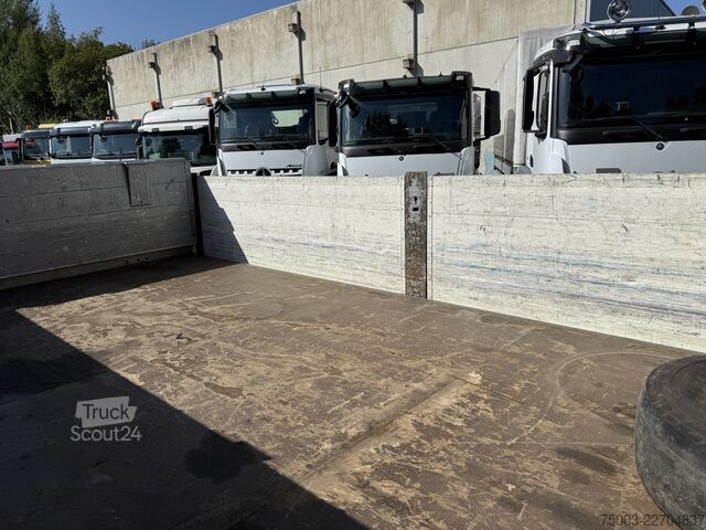 Platforminis sunkvežimis Daf LF 210.12 Kran Palfinger 4501