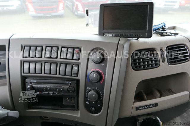 Tenteli düz yataklı kamyon RENAULT Premium 430 Getränkewagen Lift-/Lenkachse EU5