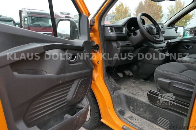 Minibüs RENAULT Trafic Combi 9-Sitze Unfallschaden