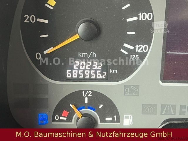 Camion scarrabile MERCEDES-BENZ Mercedes Actros 3241 / 8x4 / Euro 4/
